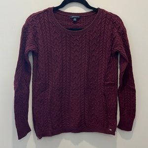 American Eagle Knitted Sweater, Size M, Burgundy, EUC